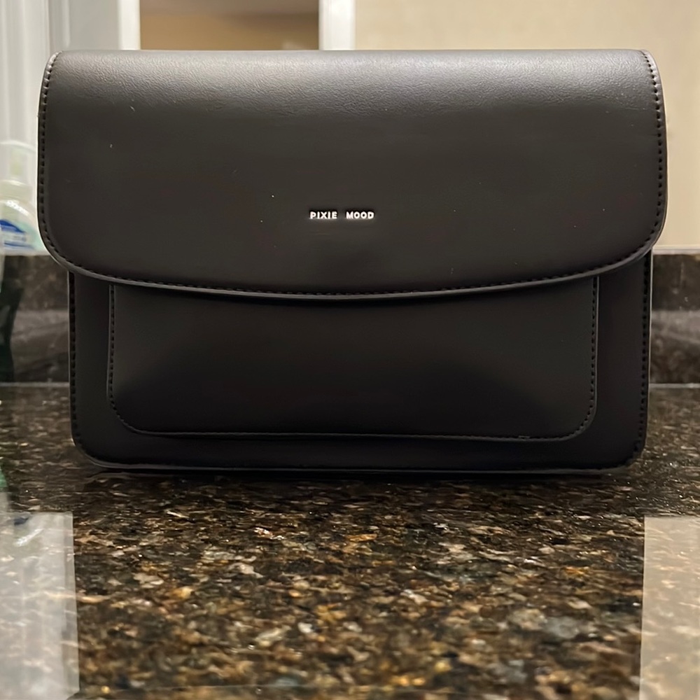 NWT Pixie Mood Zoe Crossbody in Black